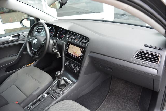 Volkswagen GOLF 1.0 111PK TSI Comfortline Executive | Adaptive | CarPlay | Orig. NL | NAP |
