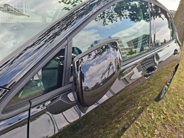 Volkswagen GOLF 1,5 ETSI Life Edition/ACC/Trekhaak/Navi/IQ Lights/Carplay/Achteruitrijcamera