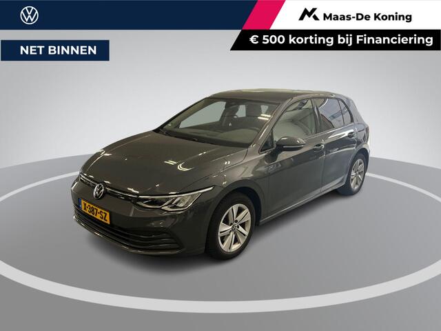 Volkswagen GOLF 1.0 eTSI 110pk DSG Life · Camera · Apple/Android Car Play · Navigatie · Sfeerverlichting · 16'' Inch · Garantie t/m 04-02-2028 of 100.000km