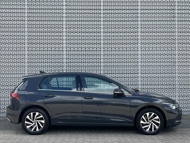 Volkswagen GOLF 1.4 eHybrid Style / Memory Seat / Travel Assist / Parkeersensoren V+A / LED / App-Connect **