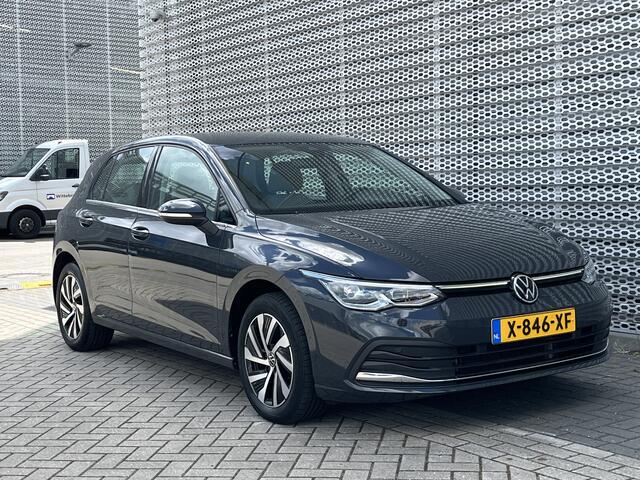 Volkswagen GOLF 1.4 eHybrid Style / Memory Seat / Travel Assist / Parkeersensoren V+A / LED / App-Connect **