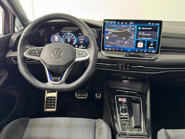 Volkswagen GOLF 1.5 eHybrid GTE | Schuif-/kanteldak | 360° Camera | Navigatie | Apple CarPlay / Android Auto |