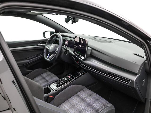 Volkswagen GOLF 1.5 272pk DSG eHybrid GTE · Panoramadak · 360 Camera · Apple/Android Car Play · Stoel-& Stuurwiel Verwarming · 18'' Inch · Garantie t/m 25-06-2030 of 100.000km