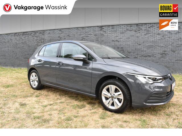 Volkswagen GOLF 1.0 eTSI Life Business Automaat Navigatie
