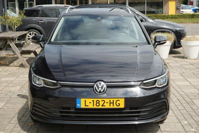 Volkswagen GOLF Variant 1.0 eTSI Life