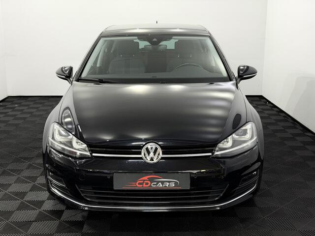 Volkswagen GOLF Variant 1.4 TSI Business Edition Connected Clima, Parkeersensoren, Navi, A start stop, Cruise control, Stoelverwarming, Lichtmetalen velgen