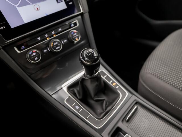 Volkswagen GOLF Variant 1.0 TSI Comfort Deluxe (APPLE CARPLAY, GROOT NAVI, CLIMATE, STOELVERWARMING, SPORTSTOELEN, CRUISE, NIEUWE APK, NIEUWSTAAT)