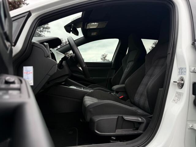 Volkswagen GOLF 1.4 GTE STUURVERWARMING CARPLAY VIRTUAL COCKPIT