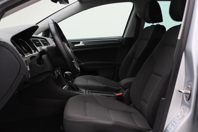 Volkswagen GOLF 1.0 TSI DSG Comfortline Climate, ACC, Navigatie, Apple CarPlay, Camera, PDC, Front Assist