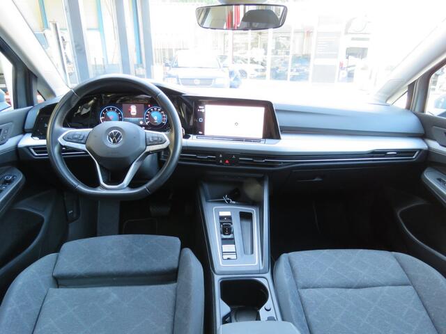Volkswagen GOLF 1.0 eTSI LIFE DSG-aut. / Pano dak / 18 Inch / Memory / BOVAG garantie