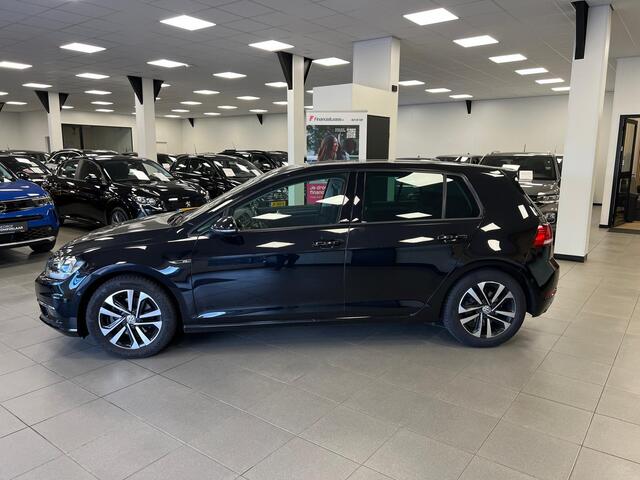 Volkswagen GOLF 1.5 TSI Highline / STOELVERW. / DSG AUTOMAAT / NAVI / TREKH. /