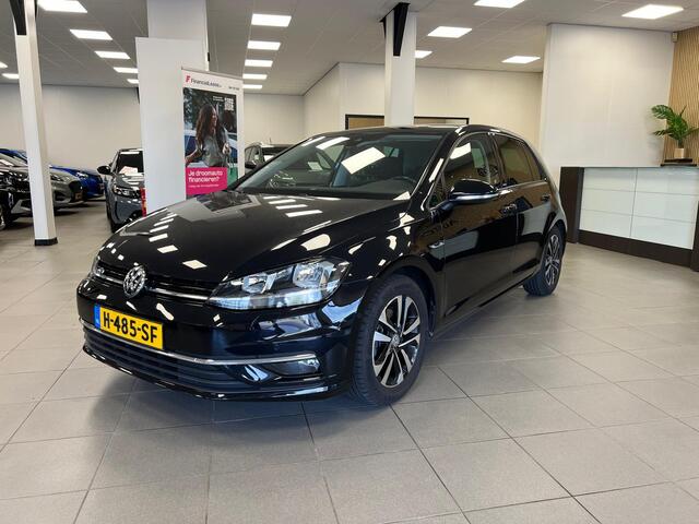 Volkswagen GOLF 1.5 TSI Highline / STOELVERW. / DSG AUTOMAAT / NAVI / TREKH. /