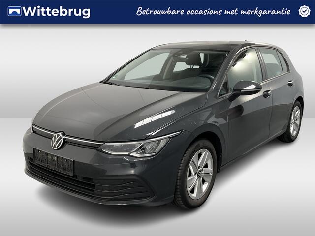 Volkswagen GOLF 1.0 eTSI Life / AUTOMAAT/ CRUISE/ CLIMA/ STOELVERWARMING/ PARK. SENSOREN/ NAVI/ APP-CONNECT