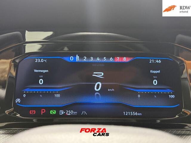 Volkswagen GOLF 2.0 TSI R 4Motion PANO | IQ |AKRA | VOL