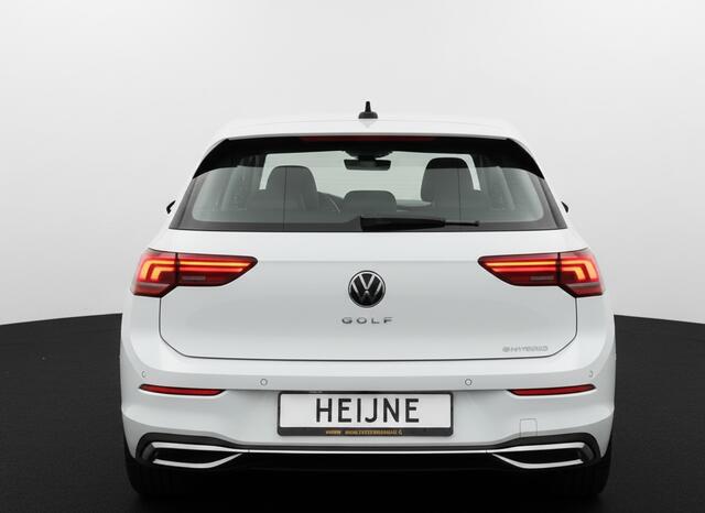 Volkswagen GOLF 1.5 eHybrid 204PK PHEV STYLE EDITION CAMERA/NAVI/HEAD-UP/CARPLAY *verlengde fabrieksgarantie t/m2030*
