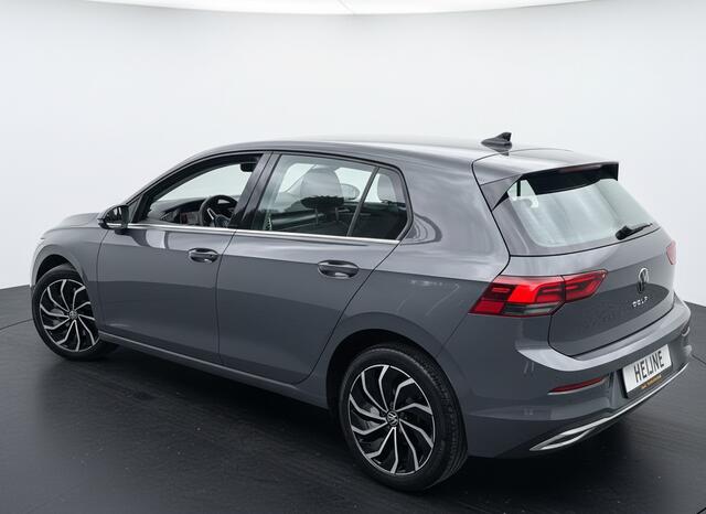 Volkswagen GOLF 204PK eHybrid [PHEV] STYLE NAVI/ELEK. STOEL/STUURW. VERW.