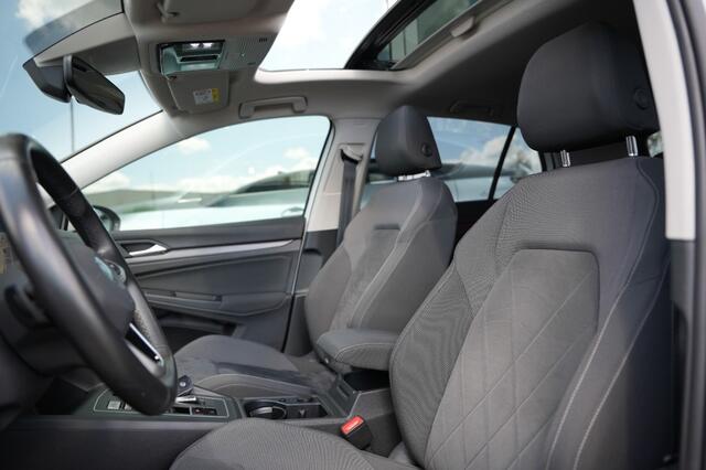 Volkswagen GOLF 1.4 EHYBRID STYLE, Pano, ACC,Carplay,Navi