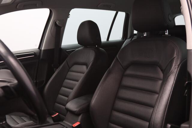 Volkswagen GOLF Variant 1.0 TSI 110 PK Automaat Highline, Leder, Carplay, Climate Control, Adap. Cruise Control, Camera