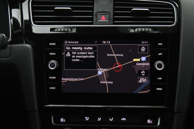 Volkswagen GOLF Variant 1.0 TSI 110 PK Automaat Highline, Leder, Carplay, Climate Control, Adap. Cruise Control, Camera