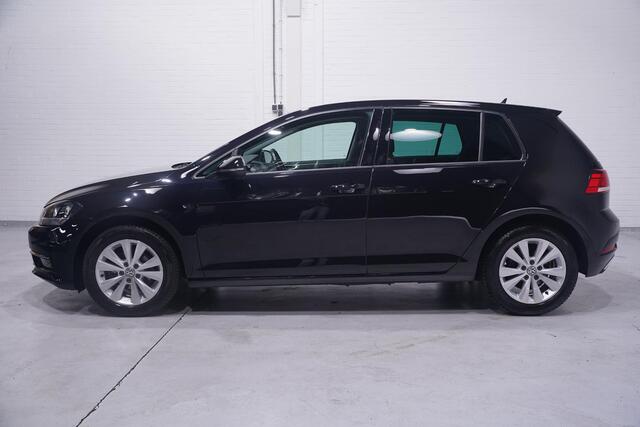 Volkswagen GOLF 1.0 TSI Comfortline NAP 2e eigen. navigatie PDC v+a Mistlampen-voor private-glas 16"-LMV ECC led-dagrij/achterlicht verlichting ACC