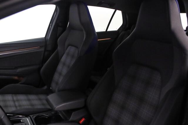 Volkswagen GOLF GTE 1.4 TSI eHybrid 245pk DSG Automaat Adaptive cruise control, Navigatie, Parkeersensoren, LED koplampen, App connect, Airco, DAB, Radio, Bluetooth
