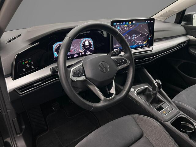 Volkswagen GOLF Variant Life Business 1.5 TSI 115pk Adaptive cruise control, Achteruitrijcamera, Navigatie, Stoelverwarming, Parkeersensoren, LED koplampen, Airco