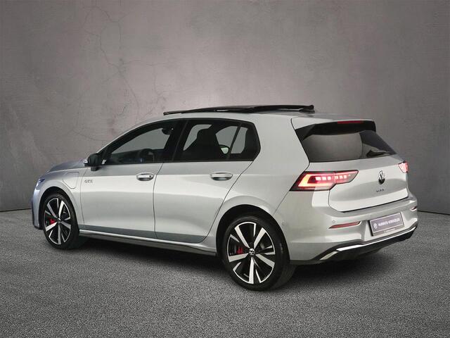 Volkswagen GOLF GTE 1.5 TSI eHybrid 272pk DSG Automaat Trekhaak, 360 camera, Lederen bekleding, Panoramadak, LED matrix koplampen, Adaptive cruise control