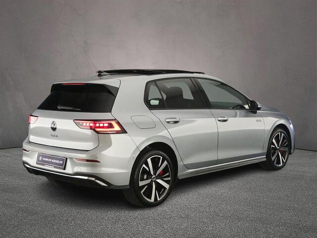 Volkswagen GOLF GTE 1.5 TSI eHybrid 272pk DSG Automaat Trekhaak, 360 camera, Lederen bekleding, Panoramadak, LED matrix koplampen, Adaptive cruise control