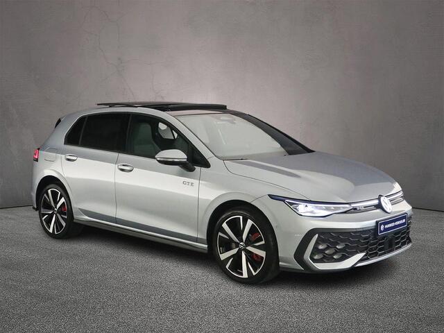 Volkswagen GOLF GTE 1.5 TSI eHybrid 272pk DSG Automaat Trekhaak, 360 camera, Lederen bekleding, Panoramadak, LED matrix koplampen, Adaptive cruise control