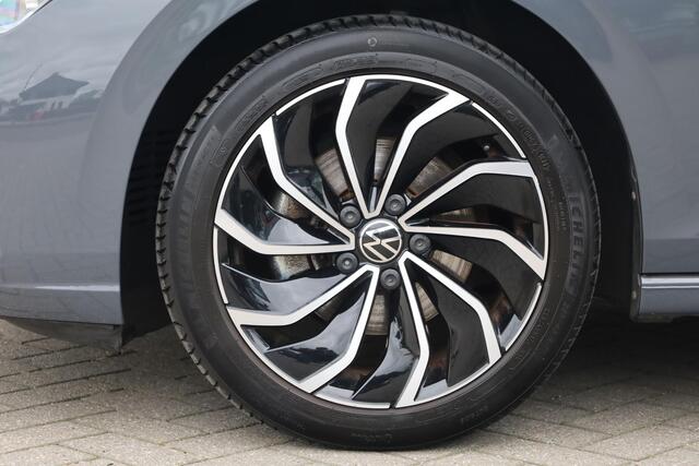 Volkswagen GOLF 1.5 TSI Style 130PK / 96kW, Panoramadak, keyless start, navigatie, privacy glas, 17" 'Ventura' LMV, ErgoActive elektrisch verstelbare bestuurdersstoel met geheugen- en massagefunctie, 30 kleurige sfeerverlichting, draadloos Apple Carplay & Android Auto, p