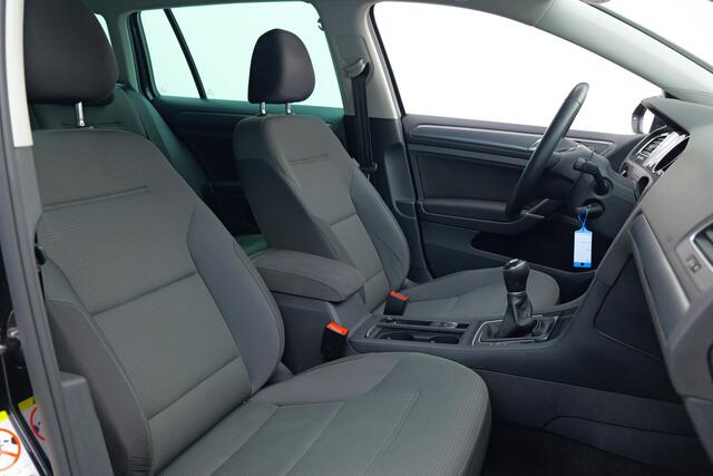 Volkswagen GOLF Variant 1.0 TSI Comfortline | Parkeersensoren | 16'' licht metaal | Cruise control