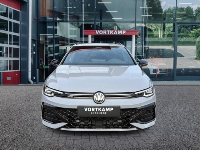 Volkswagen GOLF 1.5 eTSI R-LINE BLACK-STYLE TREKHAAK/360CAM/ELEK-KLEP/ACC/STOELVERW