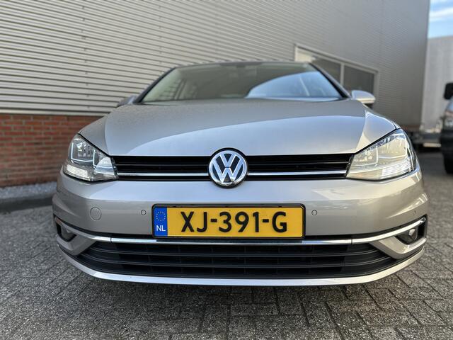 Volkswagen GOLF 1.0 TSI Comfortline | CarPlay | Navigatie | Extra Getint Glas |Lichtmetalen Velgen |