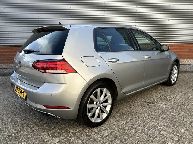 Volkswagen GOLF 1.0 TSI Comfortline | CarPlay | Navigatie | Extra Getint Glas |Lichtmetalen Velgen |
