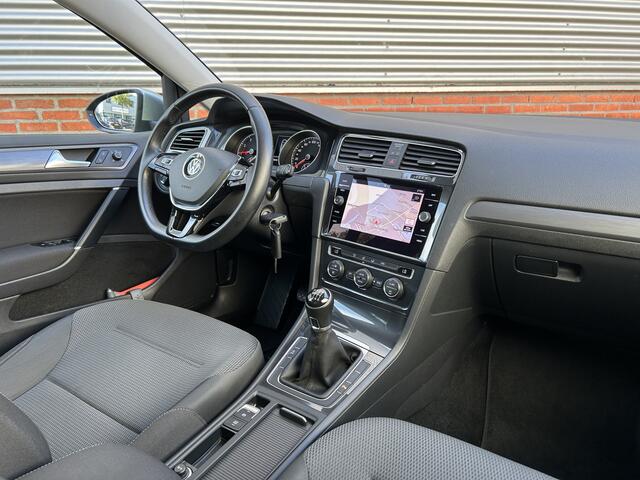 Volkswagen GOLF 1.0 TSI Comfortline | CarPlay | Navigatie | Extra Getint Glas |Lichtmetalen Velgen |