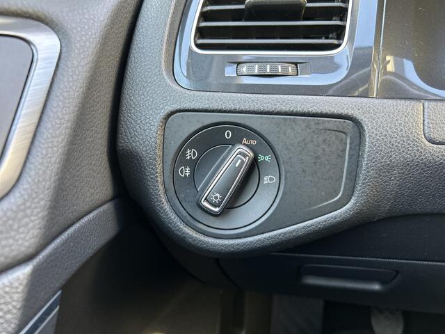Volkswagen GOLF 1.0 TSI Comfortline | CarPlay | Navigatie | Extra Getint Glas |Lichtmetalen Velgen |