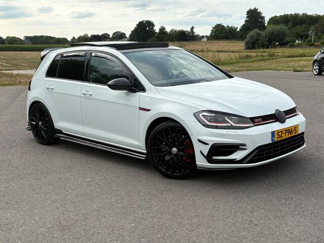 Volkswagen GOLF 2.0 TSI GTI Performance PANO CARPLAY HONINGGRAAT