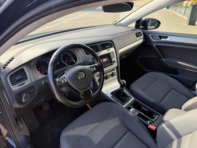 Volkswagen GOLF Variant 1.0 TSI Comfortline *Trekhaak & Navigatie*
