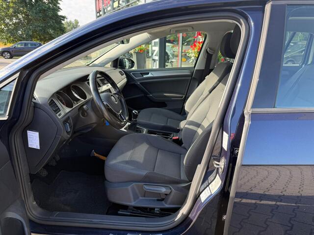 Volkswagen GOLF Variant 1.0 TSI Comfortline *Trekhaak & Navigatie*