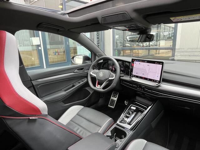 Volkswagen GOLF 2.0 TSI GTI Clubsport | Navi/Pano.Dak/Head-Up/Winter-Pakket/Akrapovic Uitlaatsysteem/Apple CarPlay-Android Auto