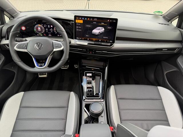Volkswagen GOLF GTE 1.5 E HYBRID 272PK PANO VIENNA LEDER HUD IQ