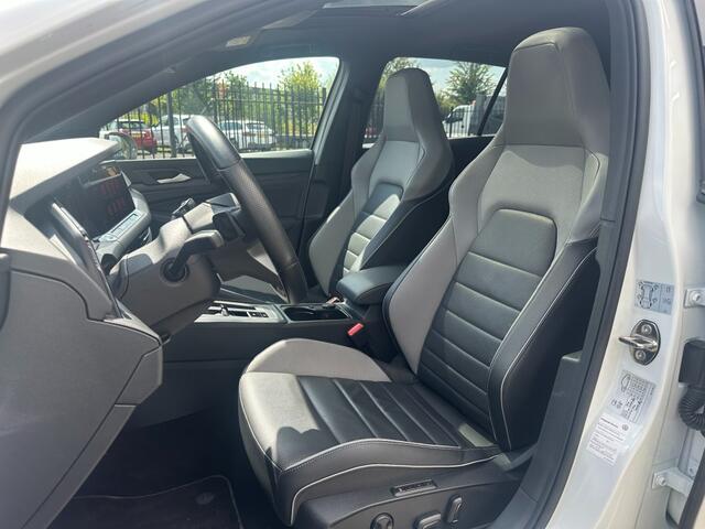 Volkswagen GOLF 1.4 eHybrid GTE 2021 *Leer *Pano *Adaptive *IQ light *18inch *Trekhaak
