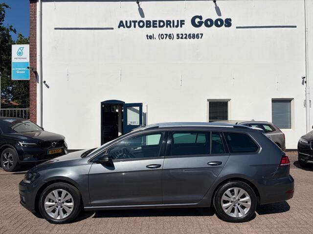 Volkswagen GOLF 1.0 TSI Comfortline Business Adapt. Cruise