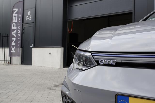 Volkswagen GOLF 1.4 eHybrid GTE | Pano | Heads-up | Keyless entry | Dodehoek detectie |