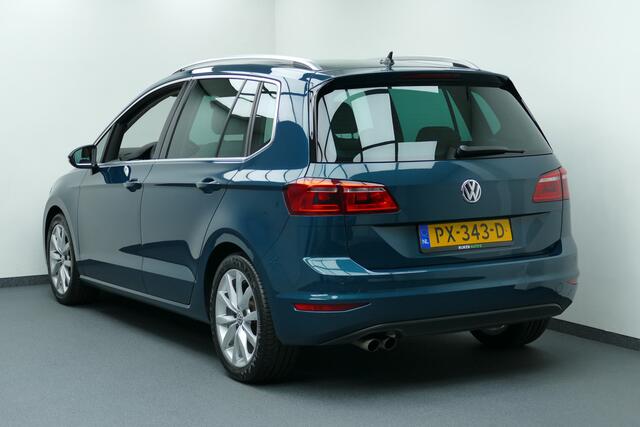 Volkswagen GOLF SPORTSVAN 1.4 TSI Highline Panodak, Camera, Navi, StoelVerw, 17"LMV, Clima
