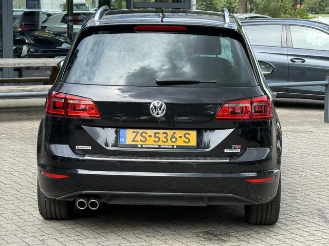 Volkswagen GOLF SPORTSVAN 1.4 TSI Highline/Automaat/Trekhaak/Stoelverwarming/Camera