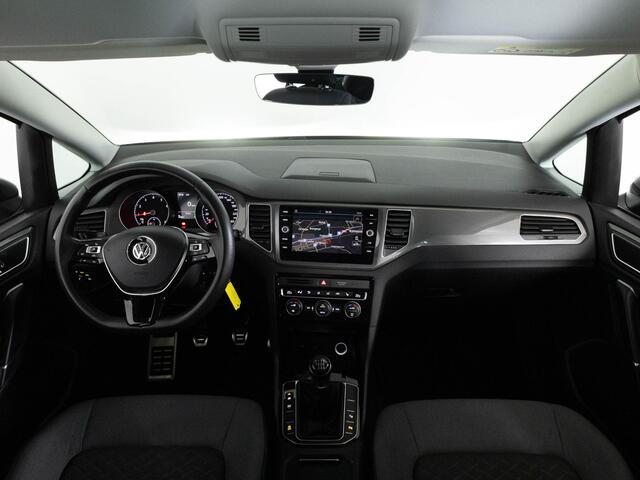 Volkswagen GOLF SPORTSVAN 1.0 TSI 110 PK United | LED | Navigatie | Trekhaak | Stoel & Stuurwielverwarming |