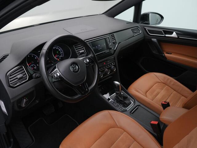 Volkswagen GOLF SPORTSVAN 1.4 TSI 150 pk DSG Highline | Panoramadak | Trekhaak | Leder/alcantara | Achteruitrijcamera | Stoelverwarming