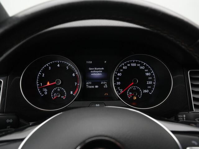 Volkswagen GOLF SPORTSVAN 1.4 TSI 150 pk DSG Highline | Panoramadak | Trekhaak | Leder/alcantara | Achteruitrijcamera | Stoelverwarming