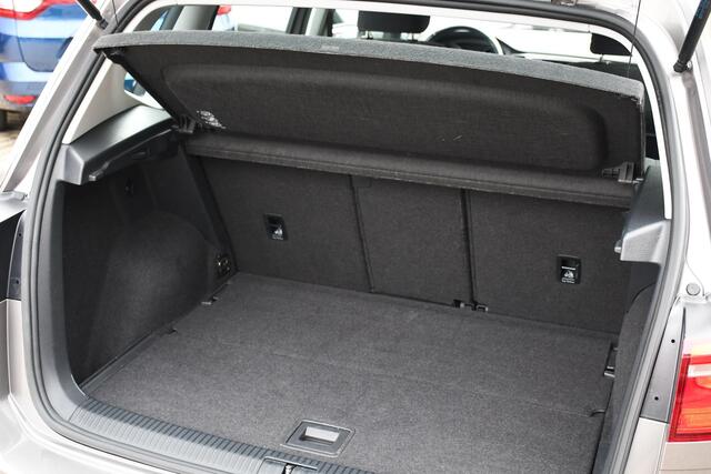 Volkswagen GOLF SPORTSVAN 1.0 TSI Connected Series NAVIGATIE/ STOEL VERW.